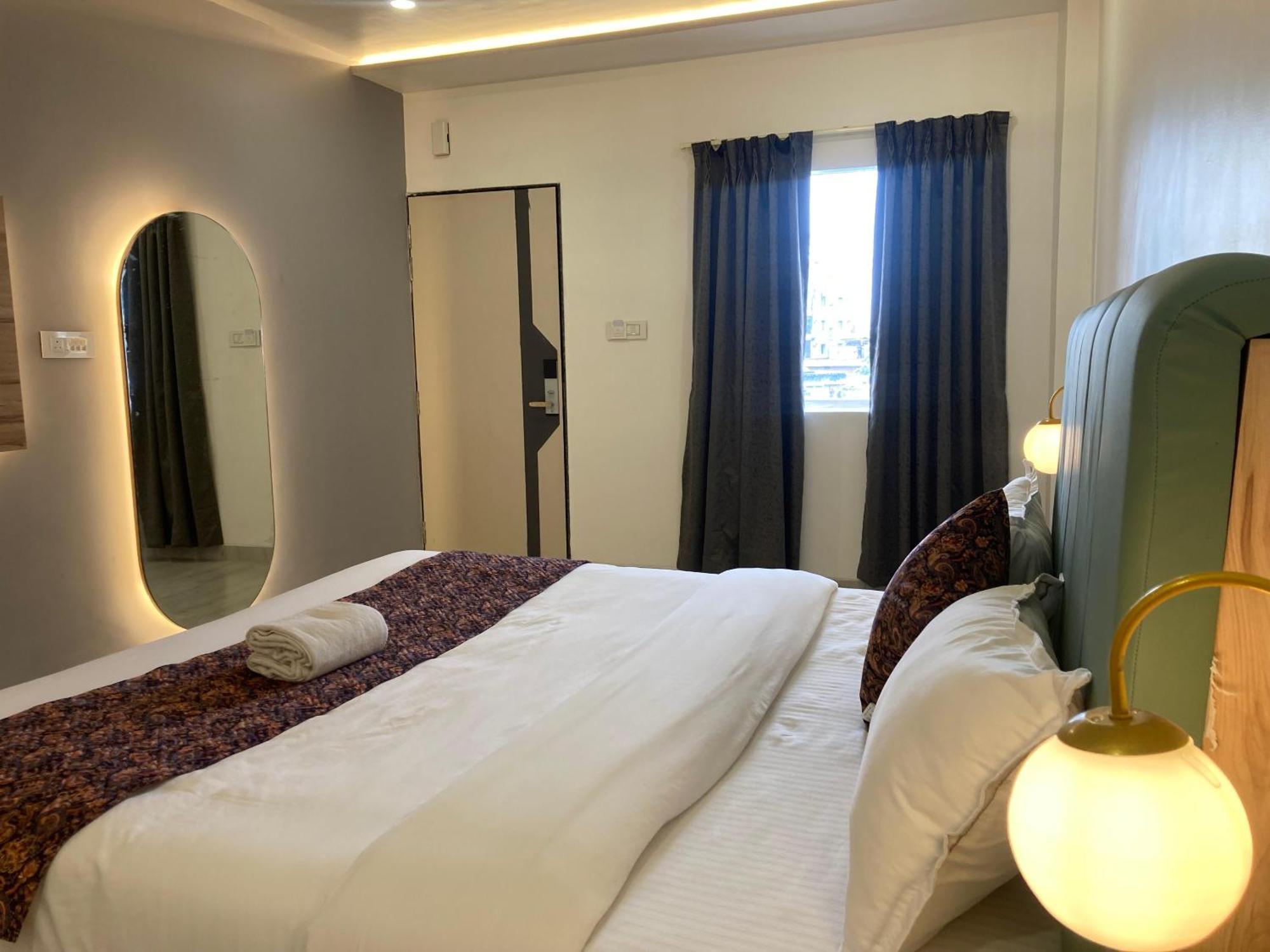 The Lavish Stay Варанаси Экстерьер фото